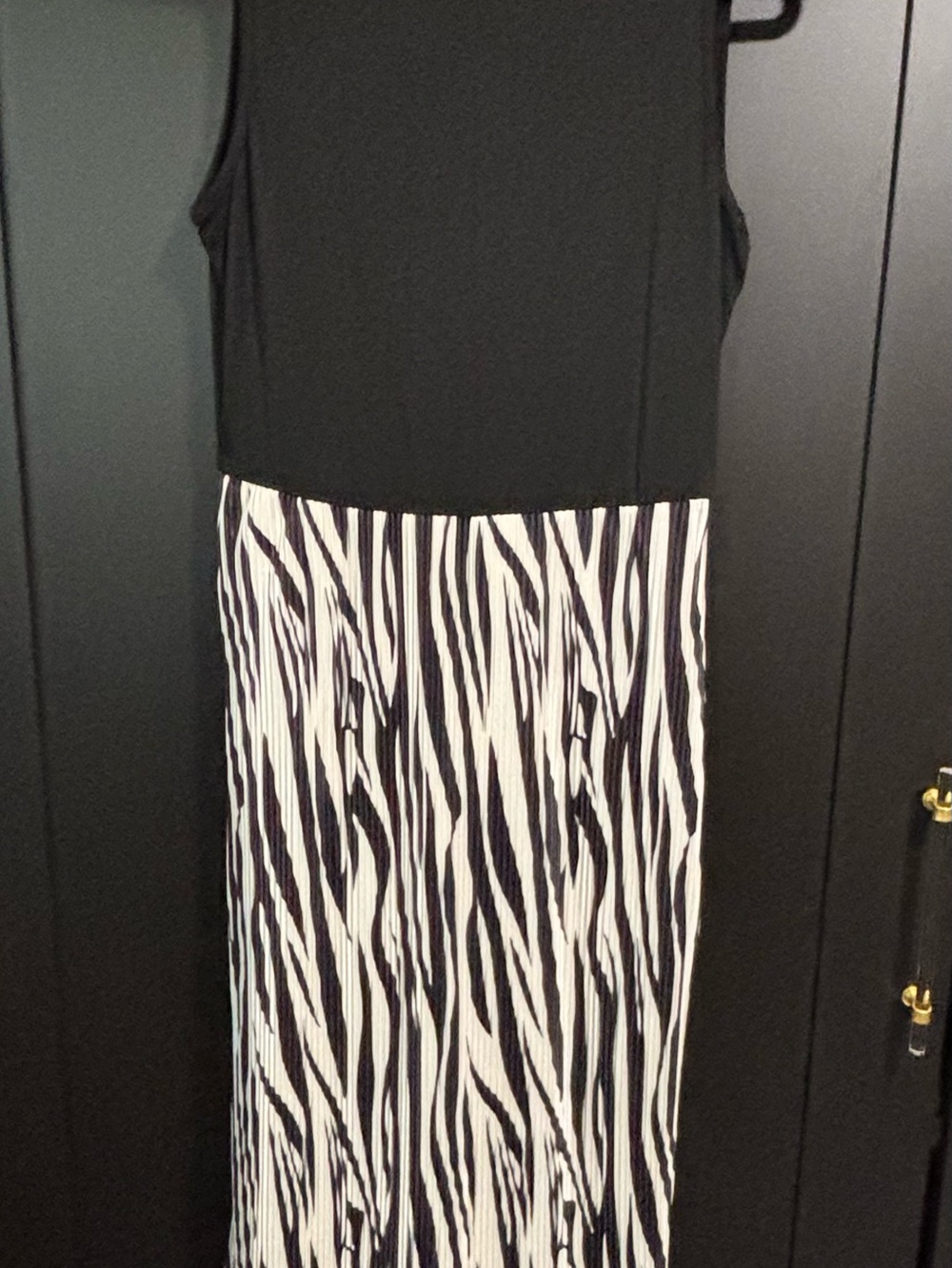 Sleeveless Black Midi Dress with Black-and-White Zebra Skirt
